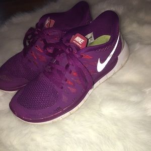 Nike free runs